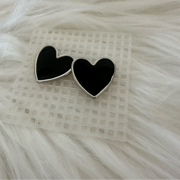 1” Enamel Black & Silver Heart Pierced Earrings - Picture 5 of 5